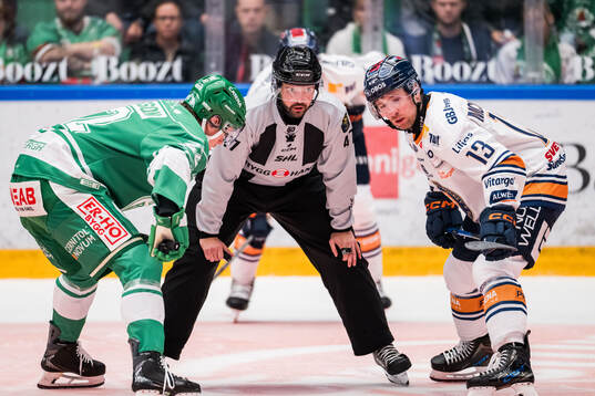 Linjedomare Oliver Sjöberg