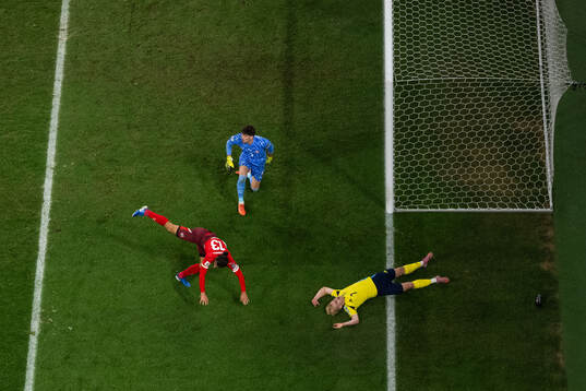 Lucas Bergvall of Sweden and Ricardo Rodriguez and