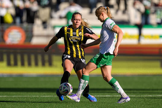 Häckens Alice Bergström och Hammarbys Julie Blakstad