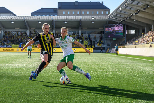 Häckens Alice Bergström och Hammarbys Julie Blakstad