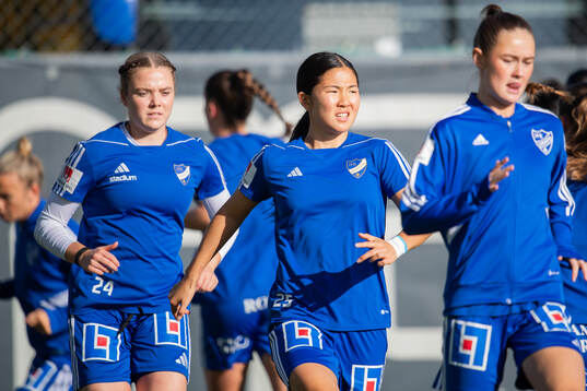 IFK Norrköping FKs Sigdís Eva Bárdardóttir och Viktoria