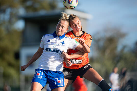 IFK Norrköping FKs Julia Karlernäs och Kristianstads DFFs