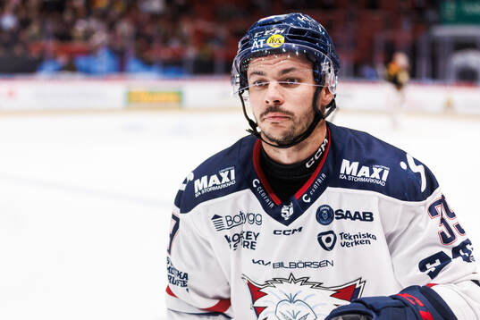 Linköpings Ty Rattie jublar