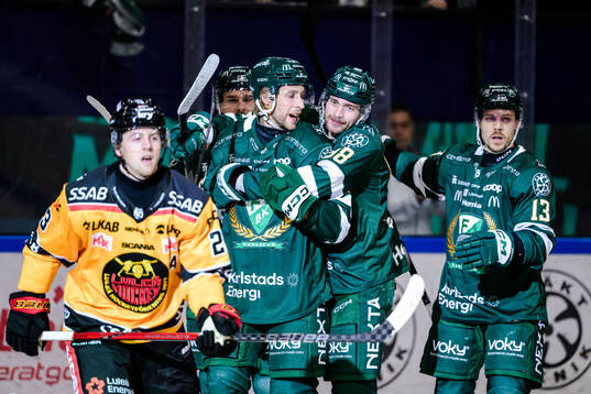 Färjestads Per Åslund, Marian Studenic och Joel Kellman