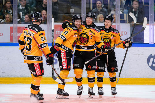 Luleås Einar Emanuelsson, Erik Gustafsson och Casper