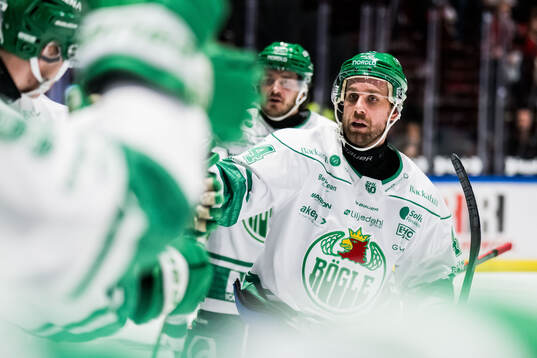 Rögles Calvin De Haan jublar