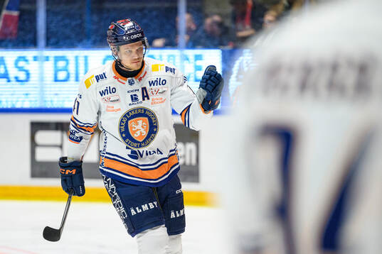 Växjös Ludvig Nilsson jublar