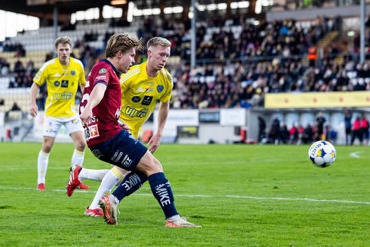 uÖrgrytes Isak Dahlqvist och Falkenbergs Lucas Sibelius