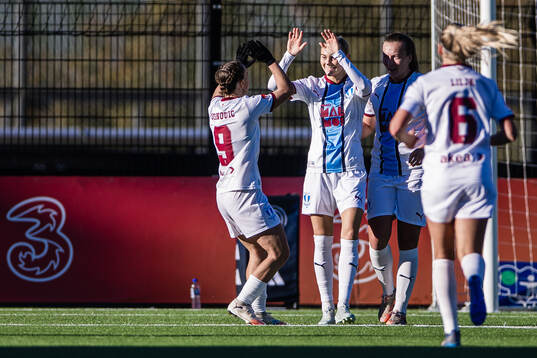 Malmö FFs Beatrice Persson jublar