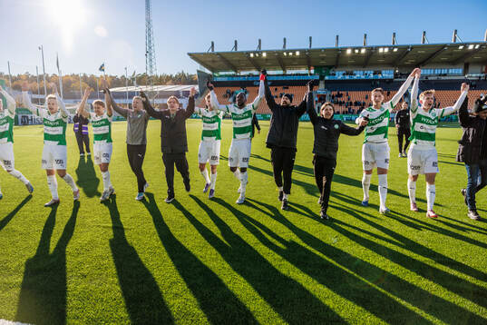 Västerås spelare jublar