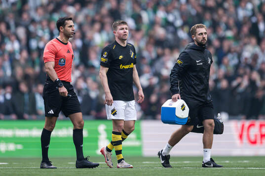 Domare Granit Maqedonci bredvid AIKs Mads Døhr Thychosen