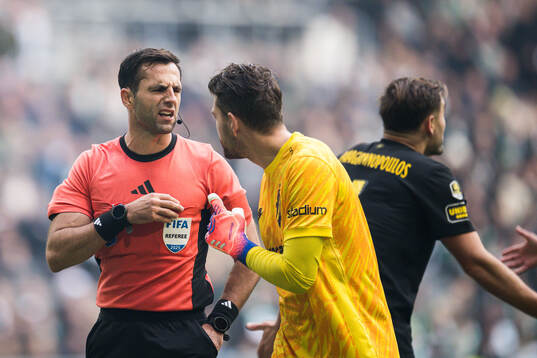 Domare Granit Maqedonci och AIKs målvakt Kristoffer