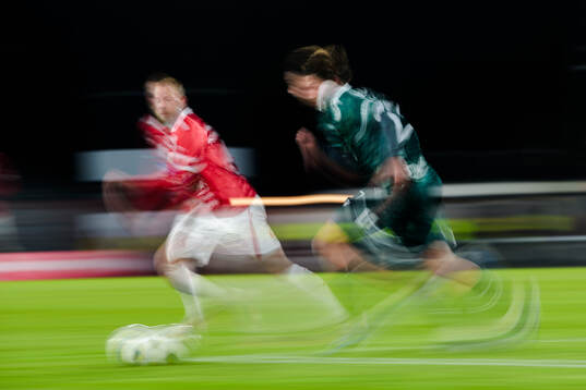 Degerfors Daniel Sundgren och Halmstads Rocco Ascone