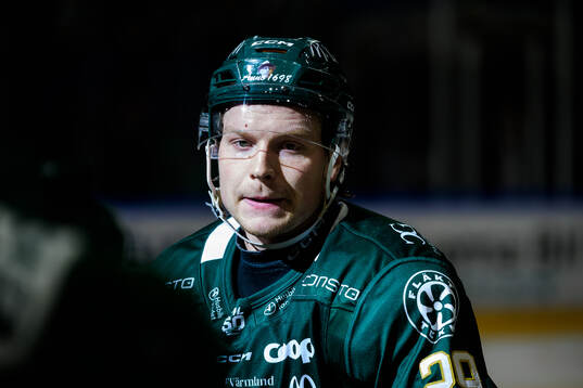 Färjestads Oskar Steen jublar