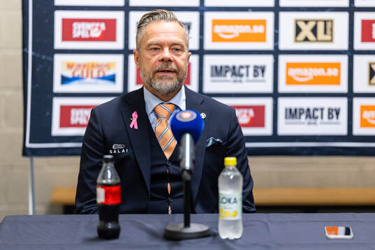 Växjös assisterande tränare Fredrik Hellgren på