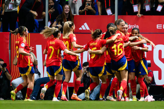 Alexia Putellas of Spain celebrates