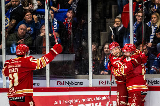 Kalmars Gabriel Olsson jublar