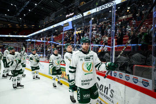 Färjestads Marian Studenic jublar