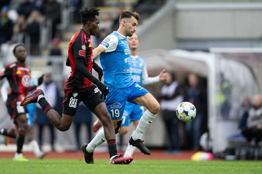 Östersunds Sunday Anyanwu och Oddevolds Rasmus