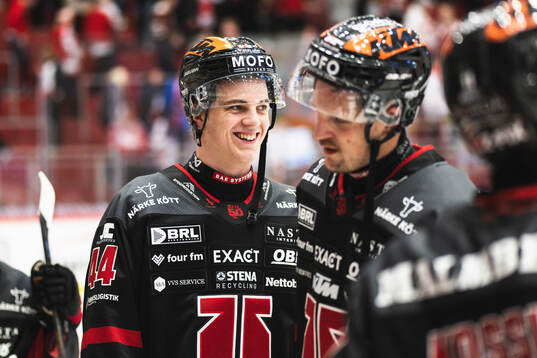 Örebros Melvin Fernström jublar