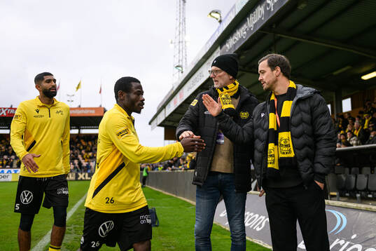 Mjällbys Abdullah Iqbal och Uba Charles Nwokoma