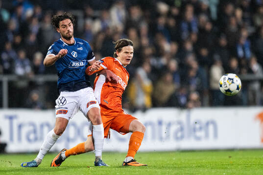 Halmstads Rocco Ascone och IFK Göteborgs Kolbeinn