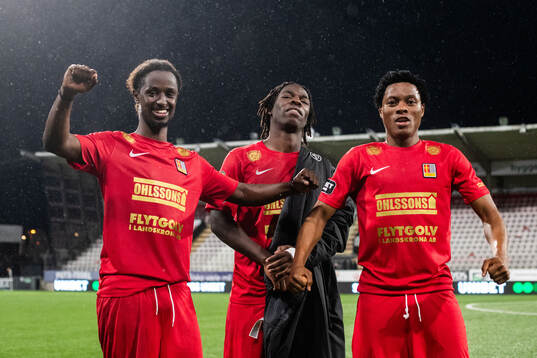 Landskronas Chibueze Maxwell Ozoemena, Xavier Odhiambo och