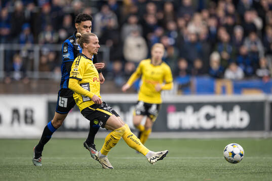 Sirius Joakim Persson och Elfsborgs Niklas Hult