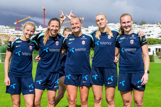 Justine Kielland, Goalkeeper Cecilie Fiskerstrand, Frida