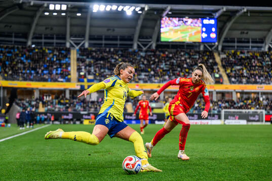 Johanna Rytting Kaneryd of Sweden and Olga Carmona of Spain