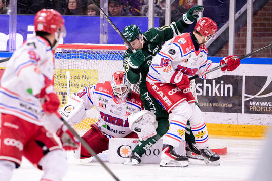 Timrås målvakt Tim Juel och Marcus Westfält