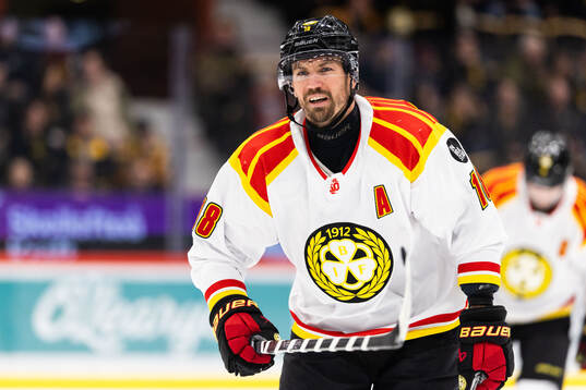 Brynäs Anton Rödin jublar