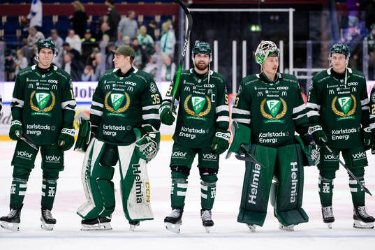 Färjestads Christoffer Jansson, målvakt Melker Thelin,