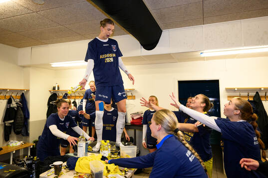 Eskilstuna Uniteds Wilma Öhman jublar