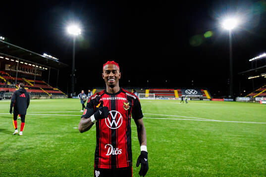 Östersunds Chovanie Shakur Amatkarijo  jublar