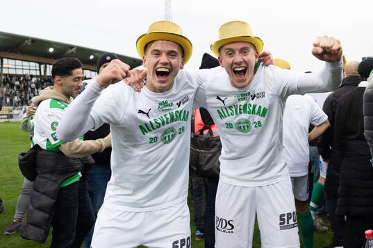 Västerås spelare jublar