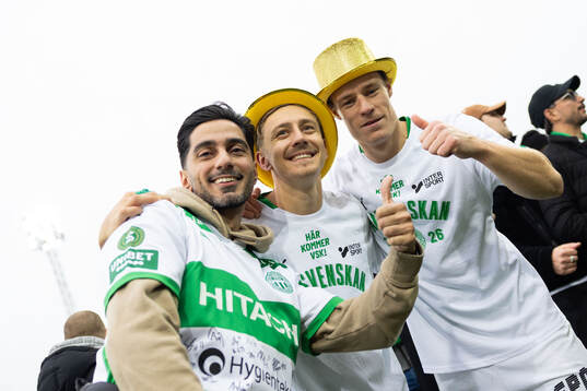 Västerås Simon Gefvert och Simon Johansson jublar