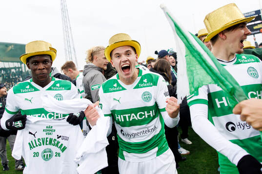 Västerås spelare jublar