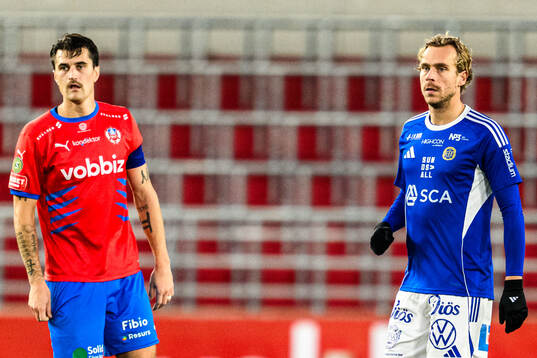 Helsingborgs Jon Birkfeldt och GIF Sundsvalls Pontus Engblom