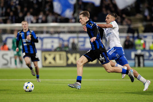 Sirius Marcus Lindberg och IFK Norrköpings Moutaz Neffati