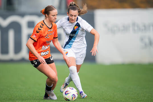 Kristianstads Mathilde Janzen och Djurgårdens Lucia Duras