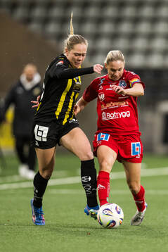 Häckens Alice Bergström och Linköpings Jonna Andersson
