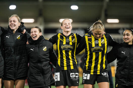 Häckens Anna Anvegård jublar