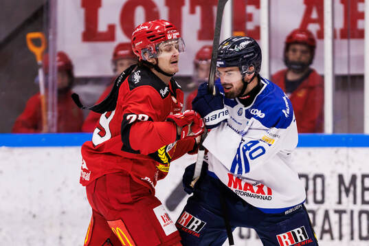 Almtunas Lukas Smith och Karlskogas Kalle Jellvert
