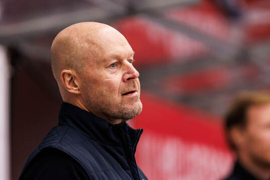 Almtunas tränare Marcus Ragnarsson