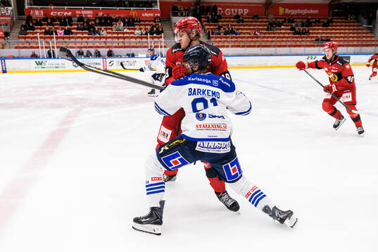 Almtunas Albin Eriksson och Karlskogas Tim Barkemo