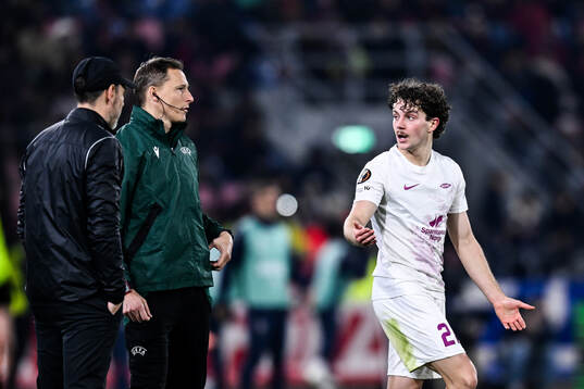 Head coach Freyr Alexandersson and Denzel De Roeve of Brann