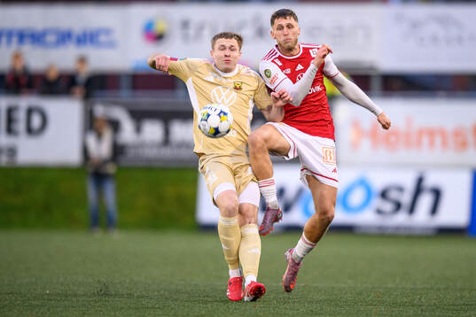Östersunds James Joseph Kirby och Sandvikens IFs Emil