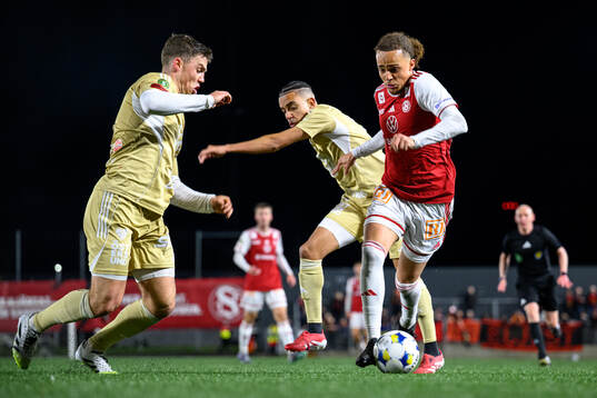 Östersunds Christian Enemark och Sandvikens IFs Maill