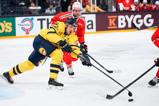 Jacob De La Rose of Sweden and Sven Jung of Switzerland